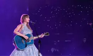 Taylor Swift cambia la 'playlist' de su gira europea: '15 años soñando con cantar 'Long Live' a todo pulmón y la quita del concierto'