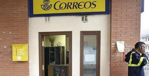 Imagen de archivo de una oficina de correos.