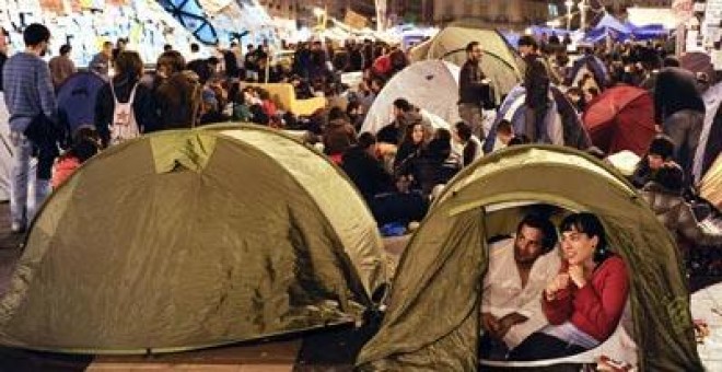 Aspecto de la zona de acampada en la Puerta del Sol de Madrid
