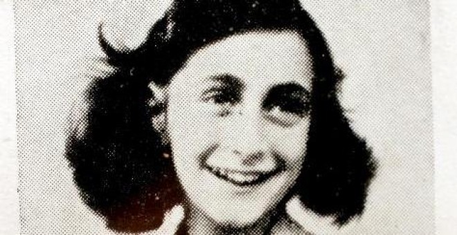 Ana Frank, la niña judía cuyo diario ha pasado a la Historia de la literatura y ahora inspira un musical.