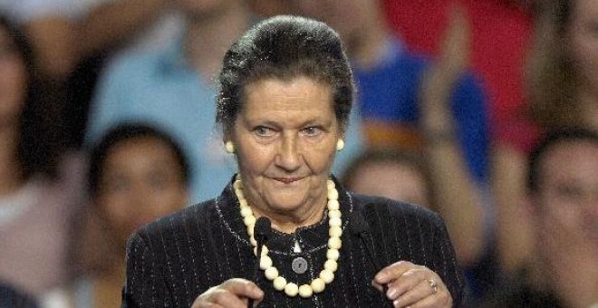 La ex ministra francesa Simone Veil, quien ha sido galardonada con el Premio Europeo Carlos V.