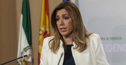 La presidenta de la Junta de Andalucía, Susana Díaz, durante la conferencia de prensa ofrecida hoy en Sevilla. EFE/Julio Muñoz.