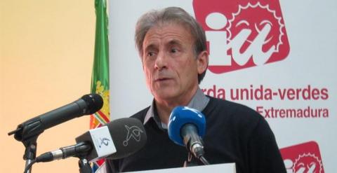 El coordinador regional de IU en Extremadura, Pedro Escobar. E.P.