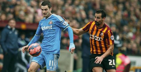 Adam Johnson (izquierda) en un partido de la FA Cup el pasado 15 de febrero. /REUTERS