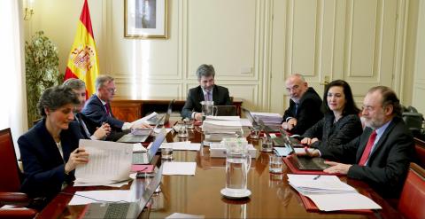 El presidente del CGPJ, Carlos Lesmes, durante la reunión que la Comisión Permanente del órgano de gobierno de los jueces. EFE/JuanJo Martín