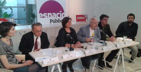 Rosa Martínez, Jorge Fabra, Cote Romero, José Vicente Barcia, Jorge Morales y Rodrigo Moretón en la sede de ECOoo/ A.I