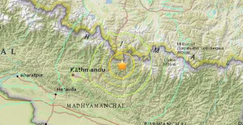 Mapa del epicentro del terremoto de 7,3 en Nepal. USGS