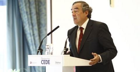 El presidente de la CEOE, Juan Rosell, durante su intervención en la jornada organizada para debatir sobre la reforma laboral. EFE