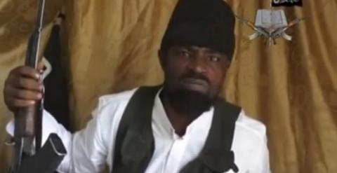 El líder de Boko Haram, Abubakr Shekau, en uno de los videocomunicados que ha difundido la organización. REUTERS