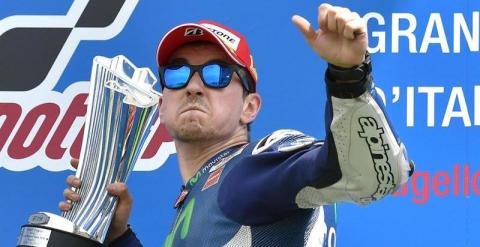 Jorge Lorenzo celebra su triunfo en el GP de Italia. /EFE