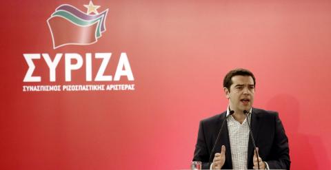 El primer ministro griego, Alexis Tsipras, en una intervención ante el comité central de Syriza, la semana pasada en Atenas. REUTERS/Kostas Tsironis
