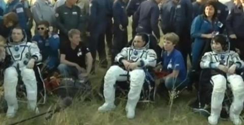 Tres astronautas de la ISS regresan a la Tierra.