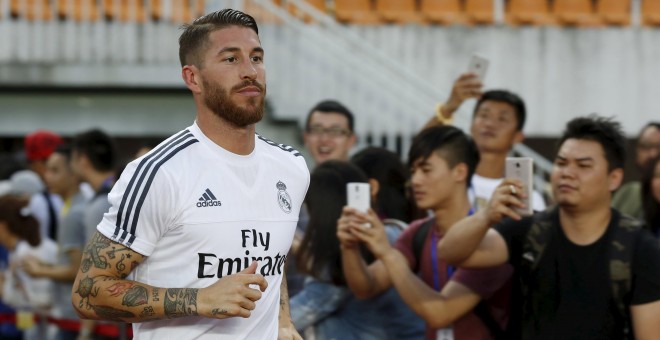 Sergio Ramos, en una imagen del domingo entrenando antes del partido contra el Milan celebrado en China. REUTERS