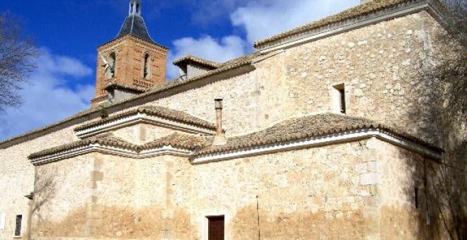 Iglesia donde se ha refugiado la madre.