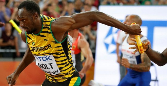 Bolt, durante la final del 4x100. REUTERS/Phil Noble