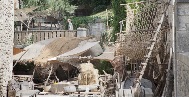 Los decorados de la serie 'Juego de Tronos' en el barrio antiguo de Girona. EFE/Robin Townsend