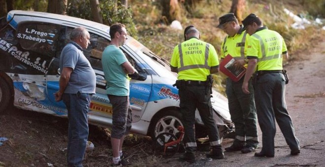 Vista del lugar donde seis personas murieron ayer tras ser arrolladas por un coche que participaba en el Rally de A Coruña