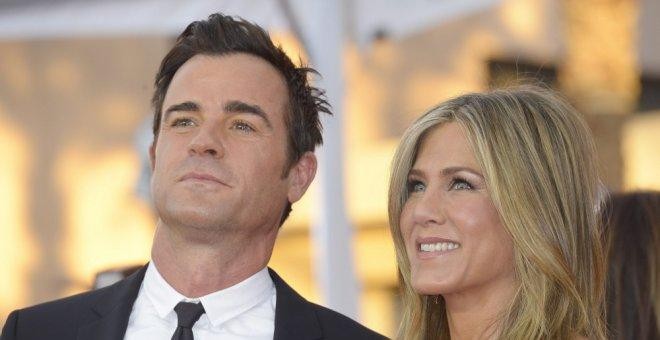 La pareja formada por Jennifer Aniston y Justin Theroux en una entrega de premios. EFE