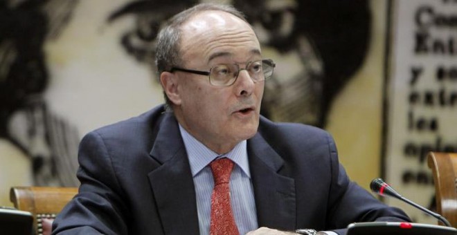 El Gobernador del Banco de España, durante su comparecencia en el Senado. / ESpinos (EFE)