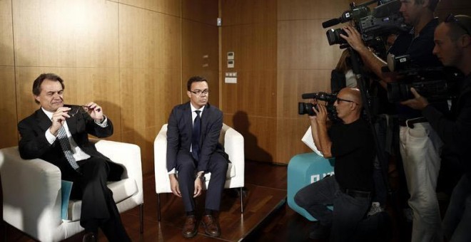 El presidente de la Generalitat, Artur Mas momentos antes de su participación esta mañana en un acto de campaña. / JESÚS DIGES (EFE)