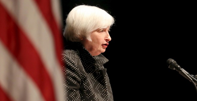 La presidenta de la Reserva Federal de EEUU, Janet Yellen, ensu intervención en la Universidad de Massachusetts. REUTERS/Mary Schwalm