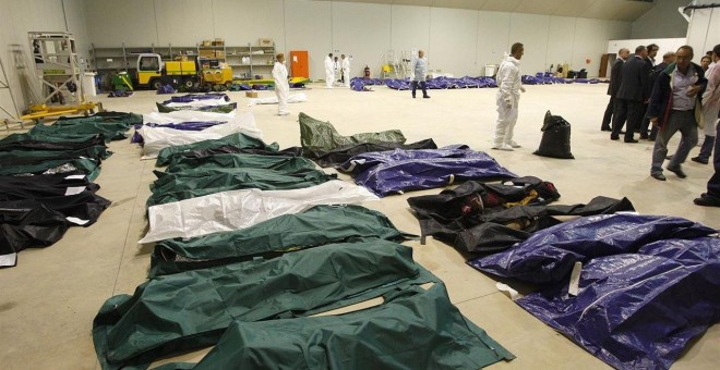 Imagen de migrantes muertos antes de llegar a Europa. REUTERS