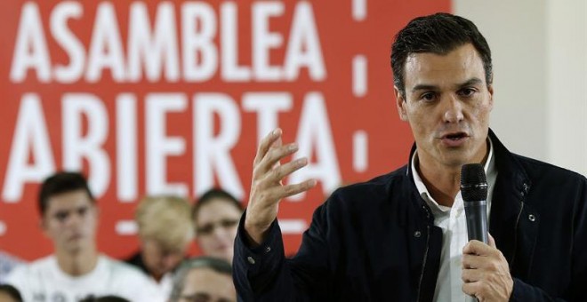 El secretario general del PSOE, Pedro Sánchez, en Arganda del Rey. / CHEMA MOYA (EFE)