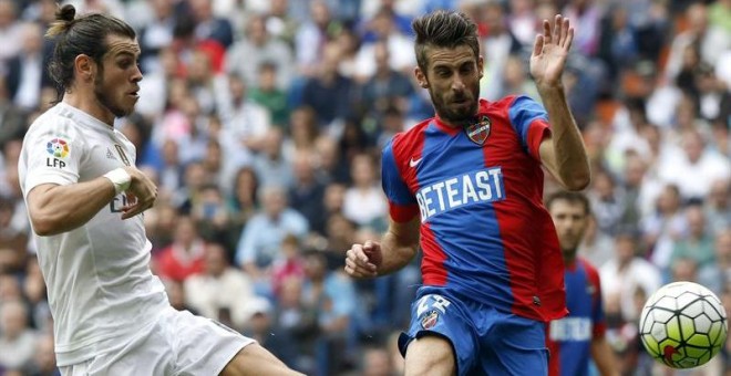 Bale, durante el partido ante el Levante. EFE/ Chema Moya