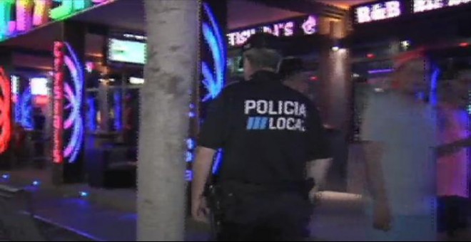Nueve policías locales de Palma han sido detenidos por extorsionar a hosteleros nocturnos.