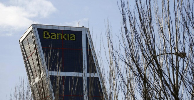 Detalle de la Torre Kio, en la madrileña Plaza de Castilla, donde tiene su sede Bankia. REUTERS