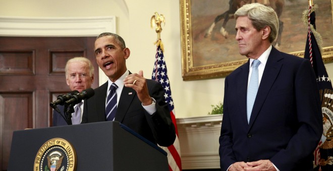 Obama, junto al Vicepresidente Joe Biden y el Secretario de Estado John Kerry