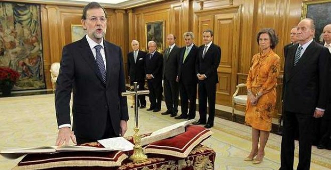 Rajoy en el momento de su toma de posesión como presidente del Gobierno.- EFE