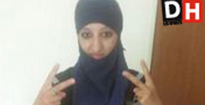 La terrorista suicida Hasna Aitboulahcen, en una foto publicada por el diario belga 'La Dernière Heure'. / DH.BE