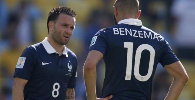 Vabuena junto a Benzema en un encuentro de la selección francesa. /EP