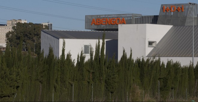 Exterior del complejo de Abengoa Water en Dos Hermanas (Sevilla). EFE/Jose Manuel Vidal