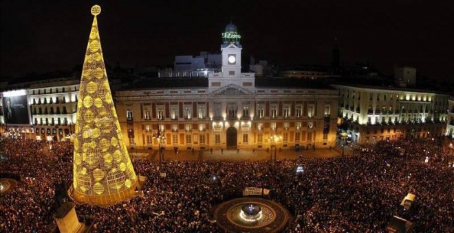 El Ayuntamiento limita a 25.000 personas el aforo de la Puerta del Sol en Nochevieja./EFE