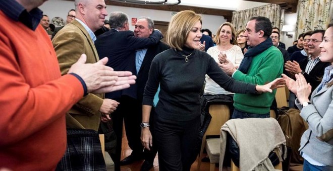 La presidenta del Partido Popular de Castilla-La Mancha y secretaria general de esta formación a nivel nacional, María Dolores Cospedal, a su llegada a la Junta Directiva Regional de los populares castellanomanchegos, hoy en Toledo. Ismael Herrero (EFE)