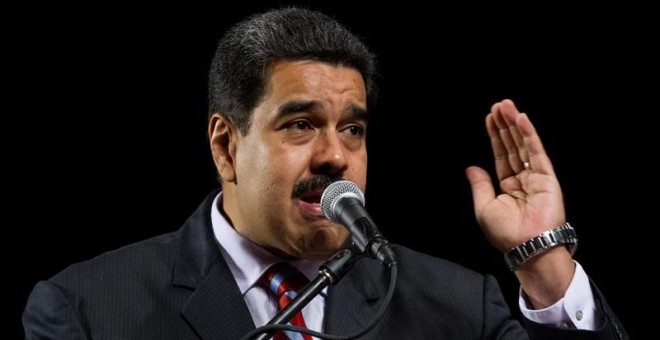 El presidente de Venezuela Nicolás Maduro pronuncia un discurso durante la instalación Consejo Nacional de Economía Productiva, este miércoles, en Caracas (Venezuela).