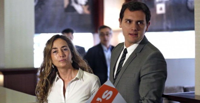 La portavoz de C's en el Parlamento valenciano, Carolina Punset, y el presidente del partido, Albert Rivera, en una imagen de archivo. EFE