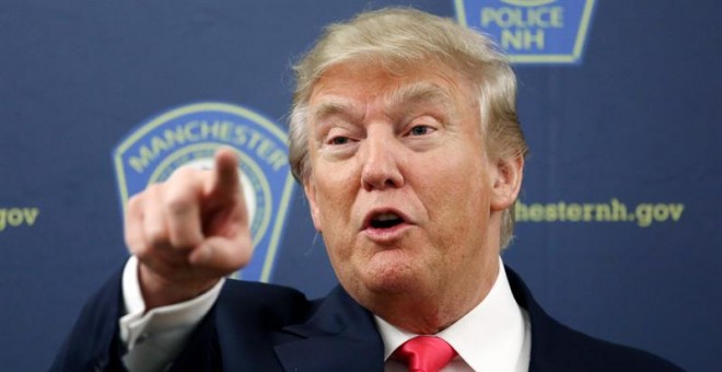 El magnate y aspirante a la candidatura presidencial por el partido Republicano, Donald Trump, habla durante un discurso ante miembros del departamento de policía de Manchester, hoy, jueves 4 de febrero de 2016, en Manchester, Nueva Hampshire. Las primari