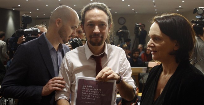 Pablo Iglesias durante la presentación del documento que ha ofrecido a PSOE, Podemos e IU.- REUTERS