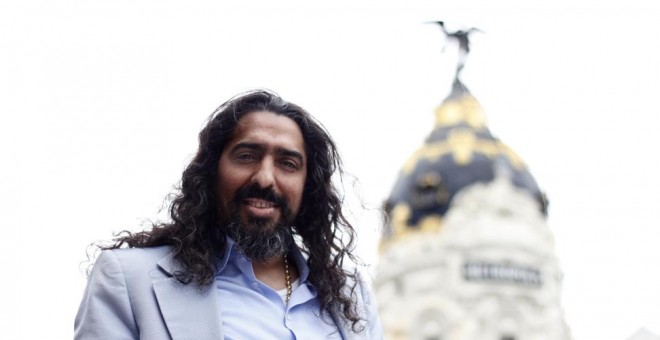 El cantante Diego El Cigala en la Gran Vía de Madrid.- JAIRO VARGAS