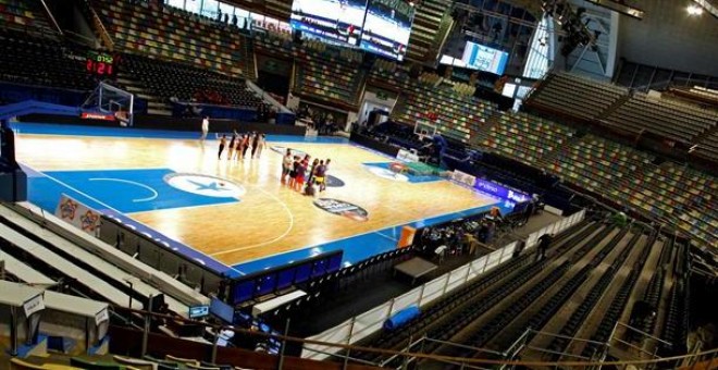 Cancha de juego instalada en el Coliseum de A Coruña para la Copa del Rey. /EFE