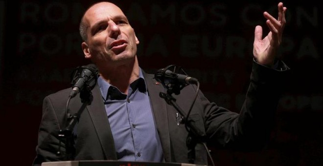 Varoufakis agradece a los españoles que no creyeran las 'mentiras' de Rajoy y Guindos. /EFE