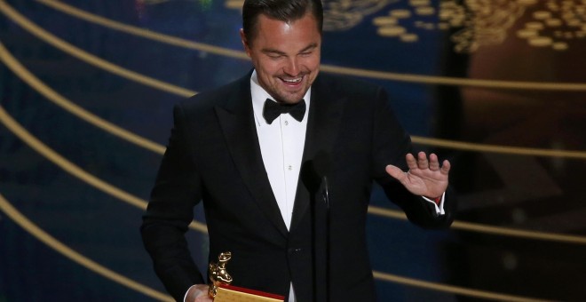 Sangre, sudor y lágrimas, casi literalmente hablando, le ha costado a Leonardo Dicaprio hacerse por fin con el Oscar.- REUTERS