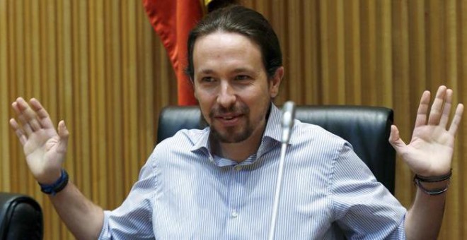 El líder de Podemos, Pablo Iglesias, durante una reunión en el Congreso de su grupo parlamentario. / EFE