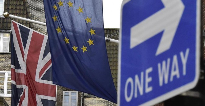 Partidarios y detractores de la permanencia de Reino Unido en la UE, empatados./EUROPA PRESS