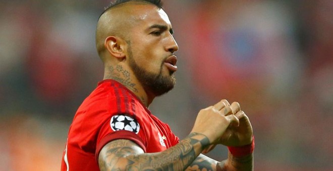 Vidal celebra su gol al Benfica. REUTERS/Michael Dalder