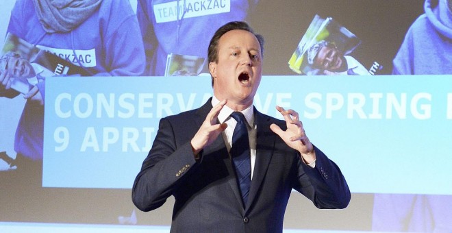 El primer ministro británico David Cameron, en un encuentro con activistas conservadores. REUTERS/John Stillwell
