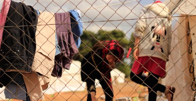 Mujeres refugiadas en el campamento de Malakasa, en Atenas. MARTA SAIZ